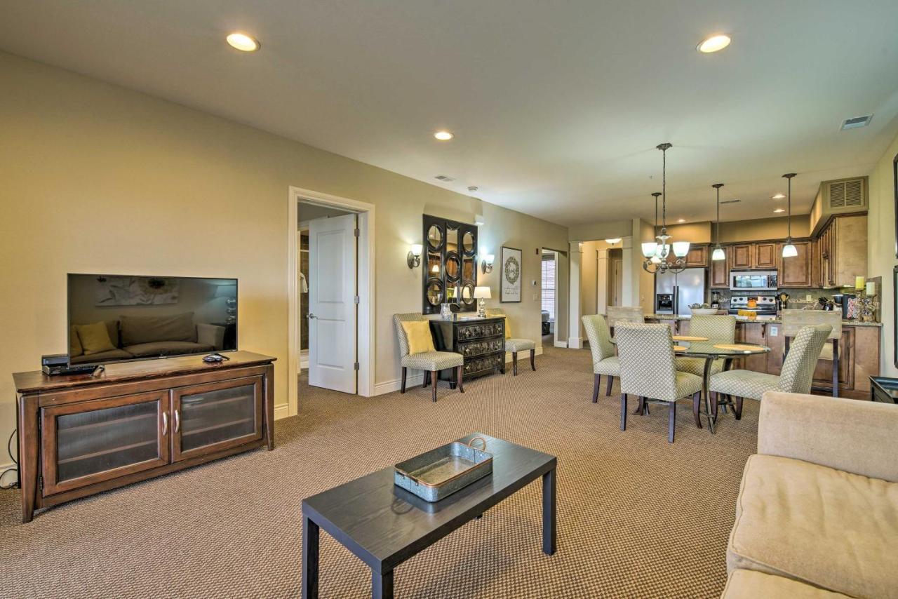 Inviting Branson Condo With Outdoor Dining Area Zewnętrze zdjęcie